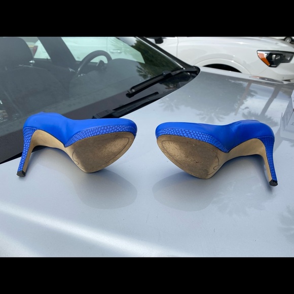 Joan David Pumps - Picture 5 of 5